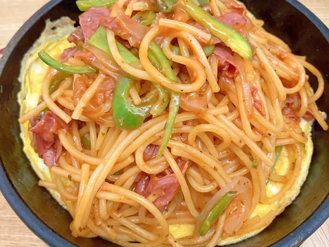 熱々ランチ!メキシカン鉄板ナポリタン
